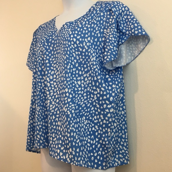 Tulip Sleeve Blouse w/ Blue & White Spots - Picture 2 of 9